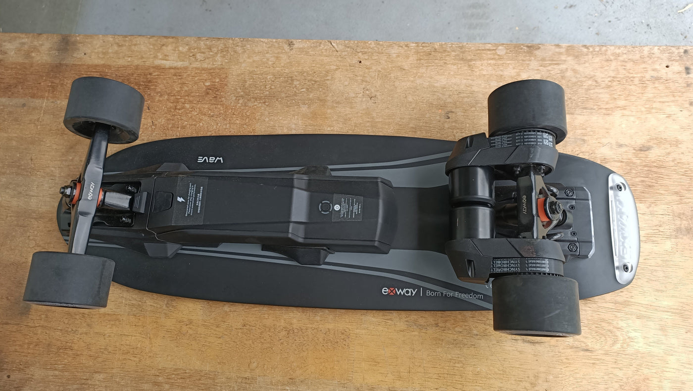 Exway Wave Riot Electric Skateboard - Pre-owned