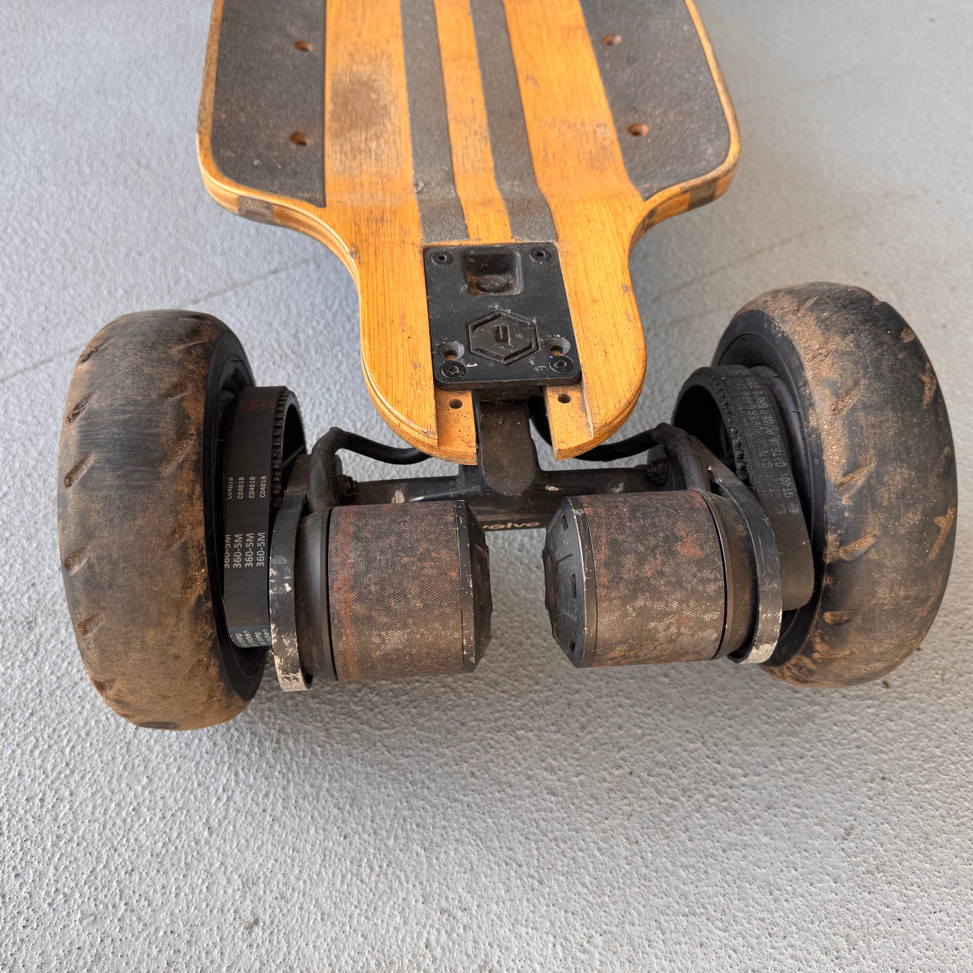 Second-Hand Evolve Hadean – Incomplete Setup