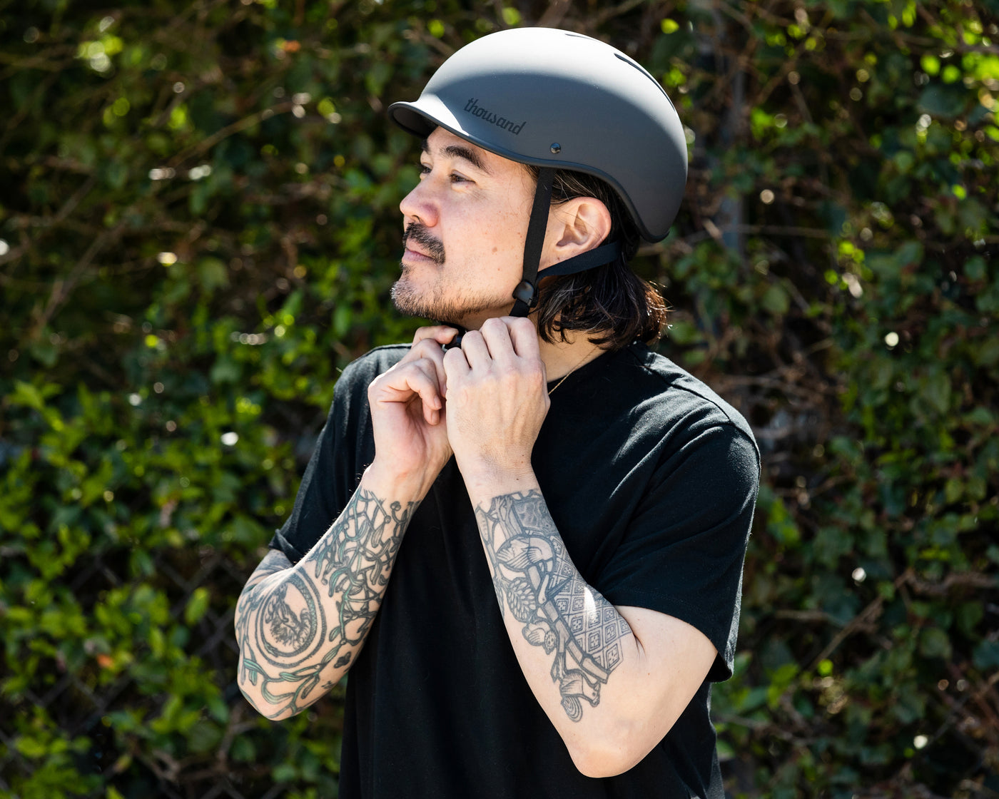 Thousand Helmet Heritage 2 - Stealth Black